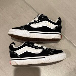 Vans knu skool Kids Black and White Sneakers